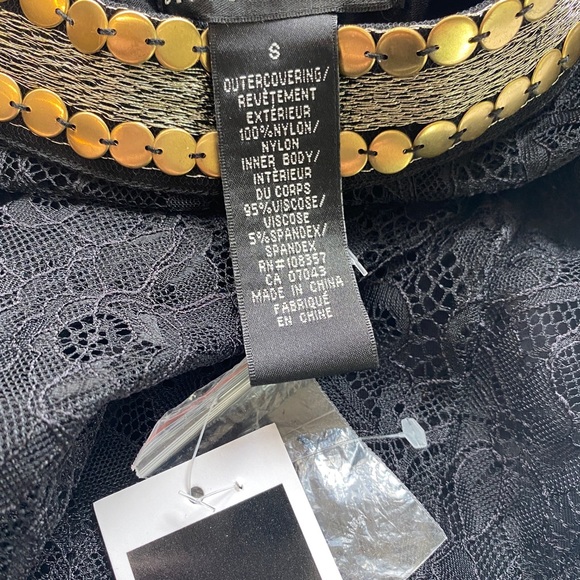 DESIGN HISTORY Black Lace and Gold Mock Neck Top - Picture 6 of 6